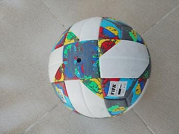 Toplar: UEFA topu unvan Aaaf park — 5