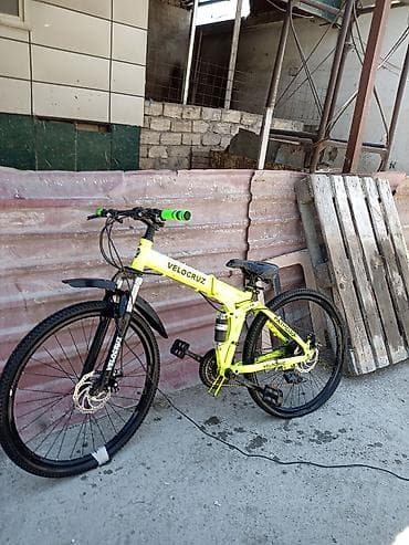 velosepetler: Velo ideal veziyetdedi bidene arxa teker partliyib pakriskalar ideal — 1
