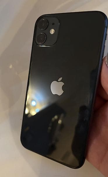 playsation 4: IPhone 11, 128 GB, Qara, Face ID — 2