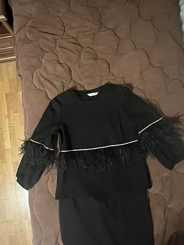 dest paltar: Phardi iki defe geyinilib yeni kimi m-l razmer .dest midi etek — 2