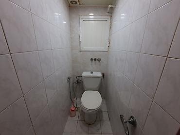 sabuncuda ev: Bakı, 8-ci mikrorayon, 2 otaqlı, Köhnə tikili, m. Azadlıq Prospekti, 70 kv. m — 10