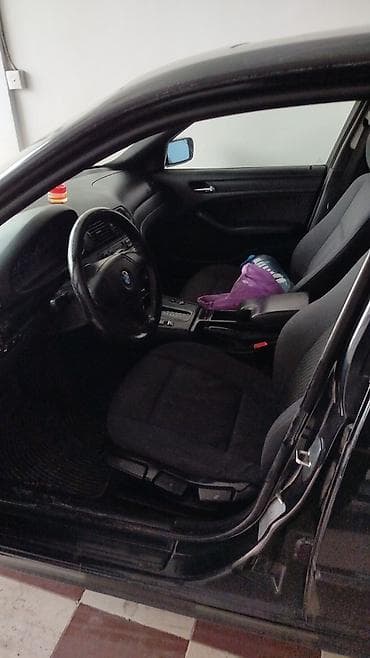 bmw e39 oturacaq: BMW 3 Series E46 sedan – qara rəng, 5 yerlik, arxa ötürücülü — 6