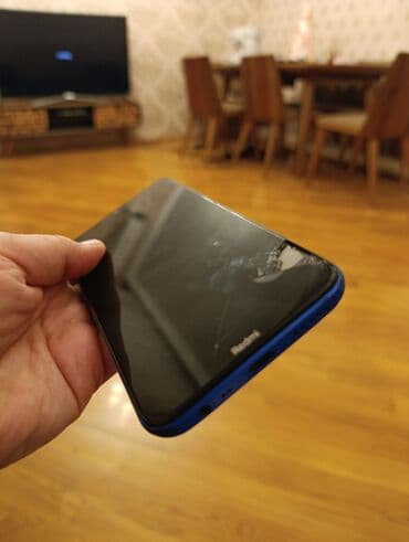 telfonlar işlənmiş: Redmi 8A, 64 GB, rəng - Göy, Qırıq — 3