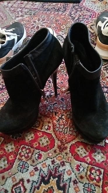 barter geyim: Münasib qiymətə 2 ci əl əşyalar Ayaqqabılar hamısı 38 razmer münasib — 5