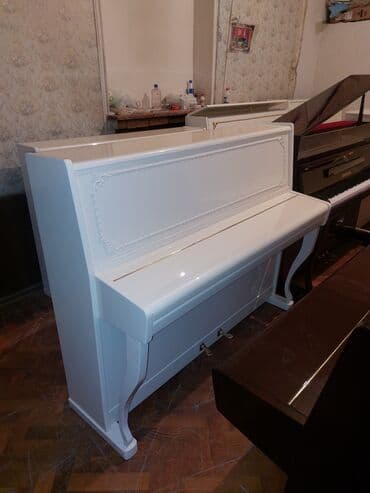 piano dersleri baki: Pianino RÖSLER Cexiya stehsalı. İdeal vəziyyədə. Cadrılma və köklənmə — 2