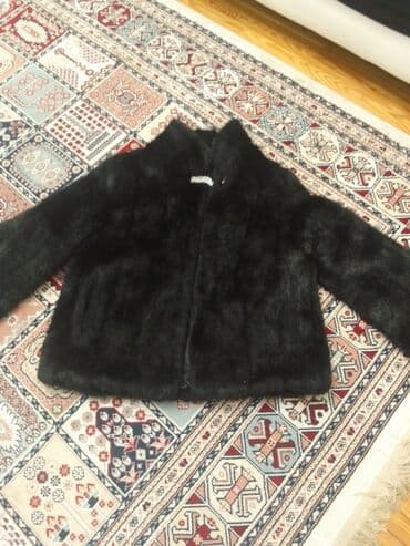 дождевик купить в баку: Шуба, Bershka, XL, цвет - Черный — 2