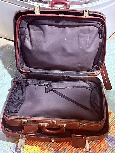 İdman və istirahət: Retro üslublu sərt çamadan dəsti - Rəng: tünd bordo - Material: qalın — 3