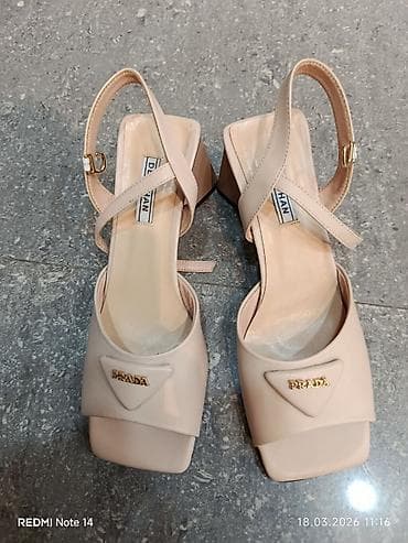 sendel: Bej rəngli qadın sandal/ayaqqabı - Model: açıq burunlu, kvadrat — 3