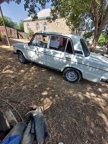 avtomobil diaqnostika proqrami: VAZ 2106 sedan – ağ rəng, 4 qapı. Xüsusiyyətlər: - Klassik kuzov — 3