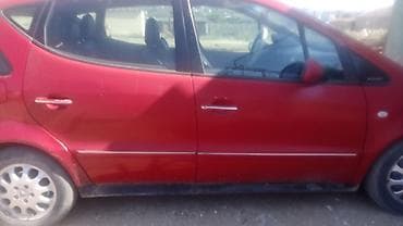 tesla model s: Mercedes-Benz A 160: 0.6 l | 2002 il Hetçbek — 4