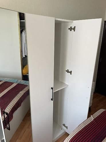 mini şkaf: Ağ rəngdə 3 qapılı geyim şkafı - Material: laminat/MDFlam, ağ rəng - — 5