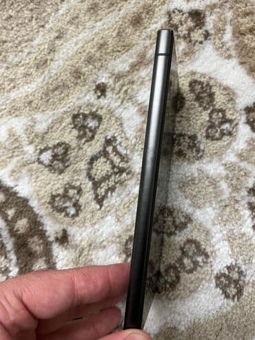 ikinci el s22: Samsung Galaxy S22 Ultra, 256 GB — 2