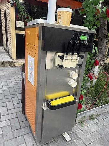 nerj qab: Yumşaq dondurma aparatı – 3 kranlı, kombinə ləzzət sistemi Məhsul — 1