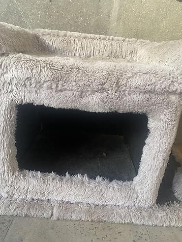 sort pişiklər: Pişik üçün yumşaq oyun və istirahət kompleksi - Material: tüklü — 2