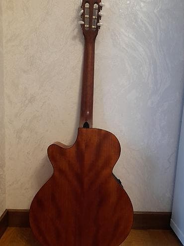 ucuz gitara: Cort CEC1 OP elektro-klasik gitara ♦️Yaxşı vəziyyətdədir. Az işlənib — 2