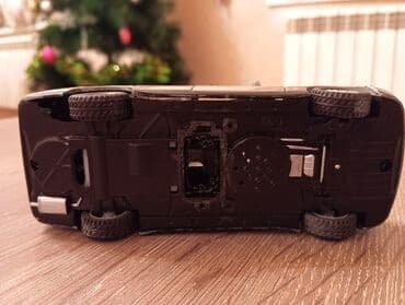 Книги и журналы: Mersedes c 220 modeli kitay istehsalı 1/36 ölcüdədəir .Bu modeli Öz — 6