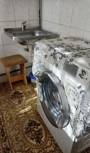 bakıda tələbələr üçün kirayə evlər: Gəncə Beynəlxalq xəstəxana ilə üzbəüz Asan xidmətin yanı Kəpəz polisin — 16