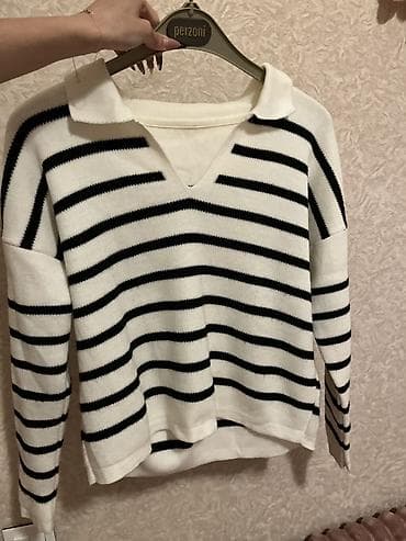 svitir: Zolaqlı trikotaj sviter XS-S olcu
1-2 defe geyinilib — 2