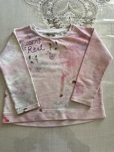 usag geyim: Uşaq köynəyi – uzunqol, açıq çəhrayı/pastel rəng palitrasında. Ön — 1