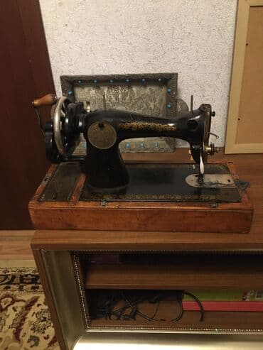 ручная швейна машина: Qedimi tikiş maşini,teze qalib — 3