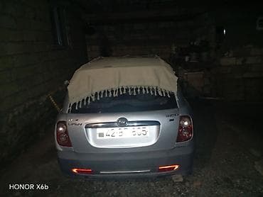 ford fusion 2018: Lifan 320, gümüşü rəng, 5 qapılı hetçbek. Texniki xüsusiyyətlər: - — 1