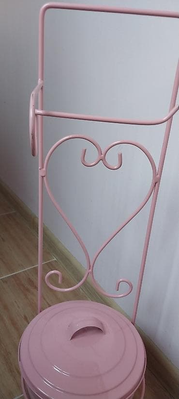 dəmir sifer: Hem zibil gabi hem salfetka gabi hamam ucun material demir 20 man — 3