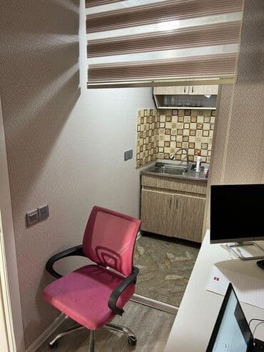 bakida otellerin gunluk qiymeti: Yasamal rayonunda yol kənarında əla vəziyyətdə tam əşyalı və — 5