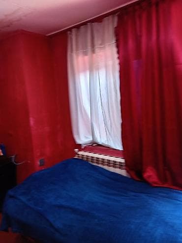 ev axtaranlar: Diqqətlə oxu boş bekar adam yazmasın.Metro 20 yanvara yaxın. Həyət — 3