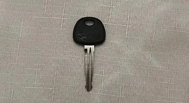 Hyundai avtomobil açarı - Mexaniki tip, metal bıçaqlı açar - Plastik — 1