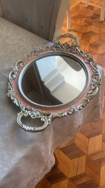 Zərif naxışlı dekorativ güzgülü sinilər - Formalı: dairəvi güzgü