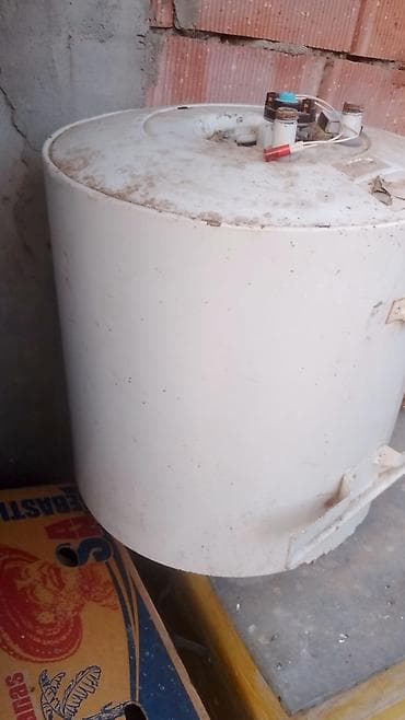 su şlanqlari: Elektrik su qızdırıcısı (boiler) – divar tipli, silindrik gövdə - Üst — 2