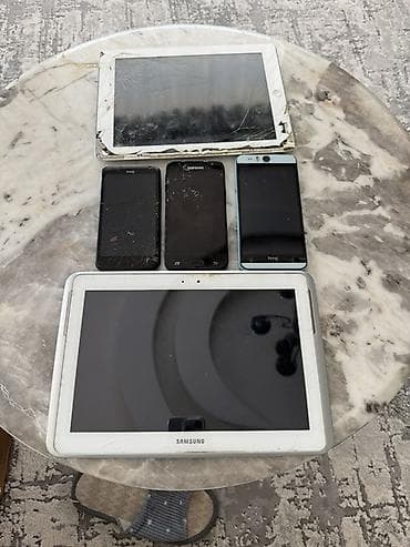 tablet sat: Elektronika dəsti – planşet və telefonlar (bir yerdə) Hamısı birlikte — 2