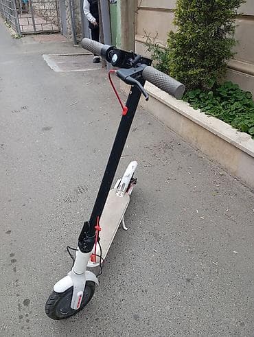 elektron velosiped: İşlənmiş Elektrik samokat 10", 351 - 500 Vt, 26 - 35 km/s, Ünvandan götürmə, Ödənişli çatdırılma — 3