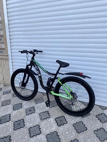 velosiped muheriki: Dağ velosipedi – Toba brendi, qara-yaşıl dizayn Xüsusiyyətlər: - — 2