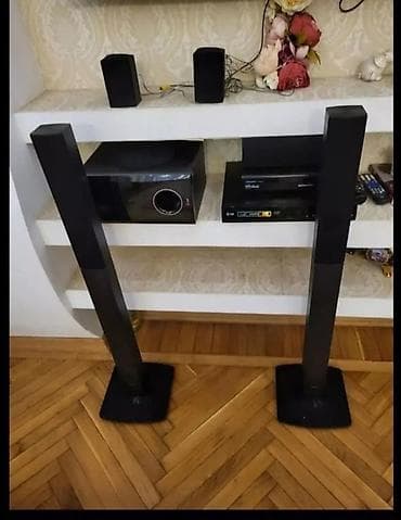 Məhsul: Musiqi mərkəzi (ev kinoteatrı sistemi) Qiymət: 200 AZN Musiqi