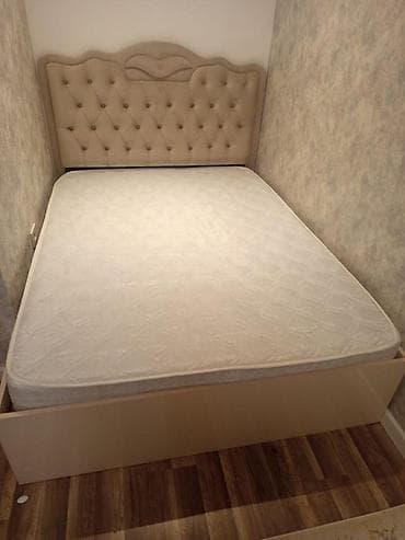 SvmcTaxt satılır 230 azn. Matras var.Çatdırılma,quraşdırılma