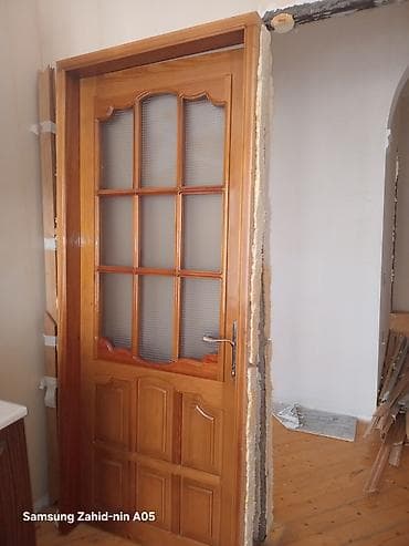 Taxta otaq qapısı – şüşəli, klassik dizayn - Material: təbii ağac — 3