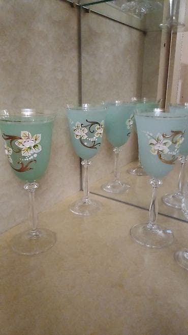 Klassik üslubda qonaq otağı dəsti və kristal aksesuarlar - Yumşaq — 6