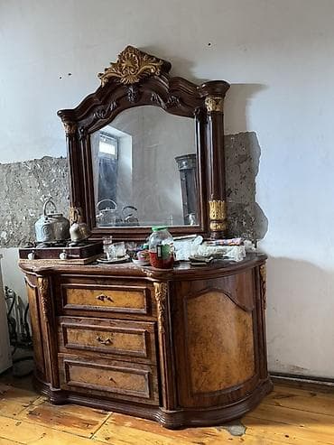 İşlənmiş, Güzgülü, Azərbaycan