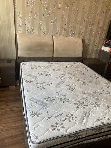 tumbocka: Yataq dəsti - İkinefərlik çarpayı: yumşaq bej rəngli, yastıqlı — 4