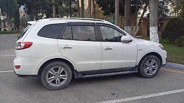 hunday elntra: Hyundai Santa Fe: 2 l | Ofrouder/SUV — 3
