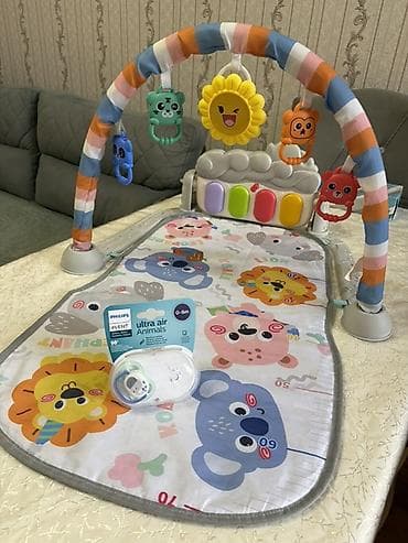 oyun alanı: Uşaq üçün musiqili oyun xalçası və Philips Avent əmzik seti Oyun — 1