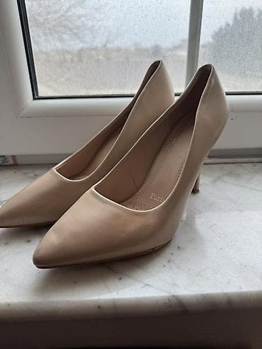 Tuflilər: Bej rəngli qadın tufliləri – 2 cüt Olcu 39 ve 40 Model 1: - — 4