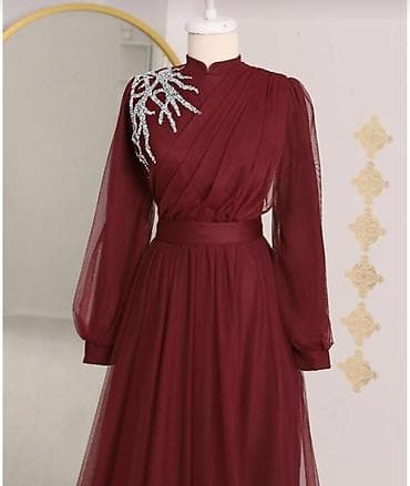 xoncaların bəzədilməsi: Zərif axşam/ziyafət donu – tünd bordo rəngdə, uzun və tam örtülü — 2