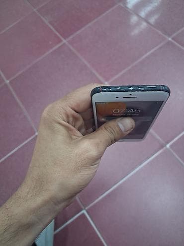 panel cit: IPhone 7, 128 GB, Qara — 3
