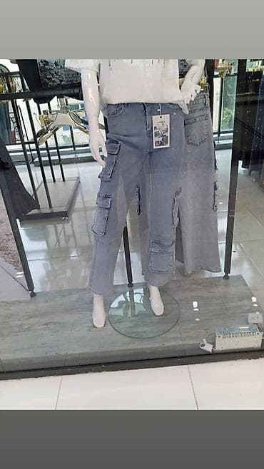 cins paltar: Yük cibləri olan geniş kəsimli cins şalvar - Material: klassik mavi — 1