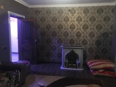 qaxda kirayə evlər 2024: Qazax Rayonu Bazarstor ilə üz bə üz bina 3 otaqlı mənzil kirayə — 4