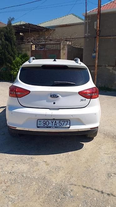JAC J2: 1.5 l | 2025 il 35600 km Krossover