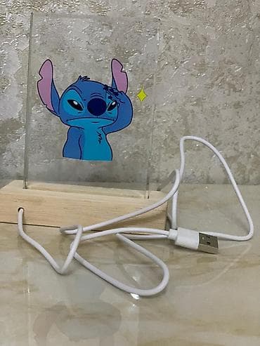 Şamdanlar: Akrilik LED dekor lampası – Stitch fiqurlu - Dizayn: Şəffaf akril — 1