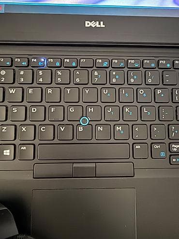 computer monitor: Dell Latitude noutbuk + RGB simli siçan + USB-C hub Texniki — 8